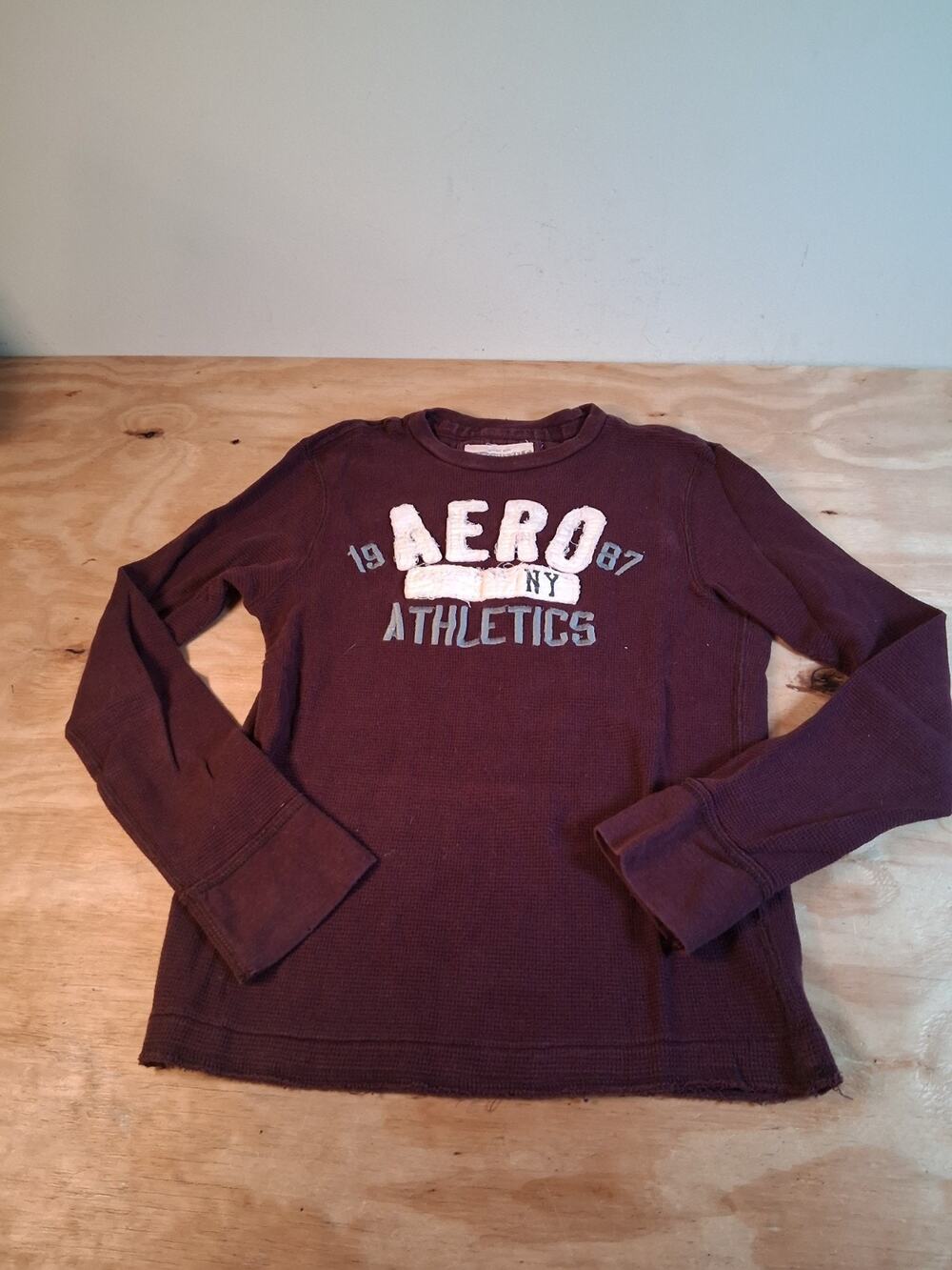 Y2K Aeropostale Womens Sz L Henley Top Burgundy Long Sleeve Waffle Stitch Shirt